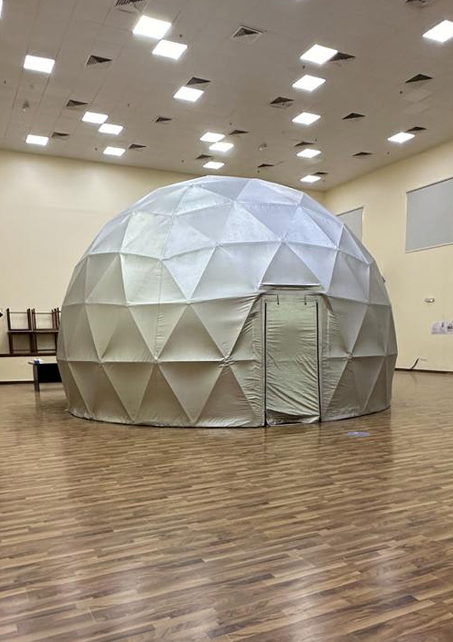 Mobile Domes for Portable Planetarium Experiences